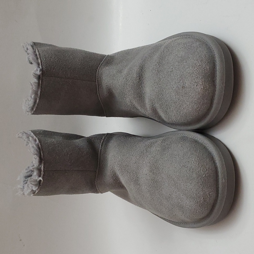 Koolaburra by Ugg Boots Girls Size 4 Gray suede Sparkly Stars - Picture 8 of 13